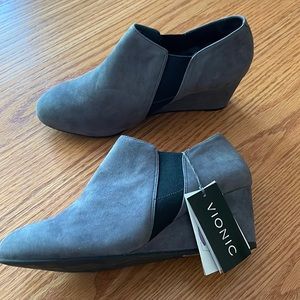 Vionic Wedge Bootie